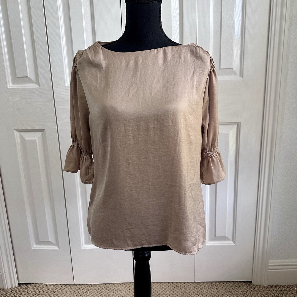Ann Taylor Factory Champagne Size S 3/4 Length Ruffle Sleeves Square Neck